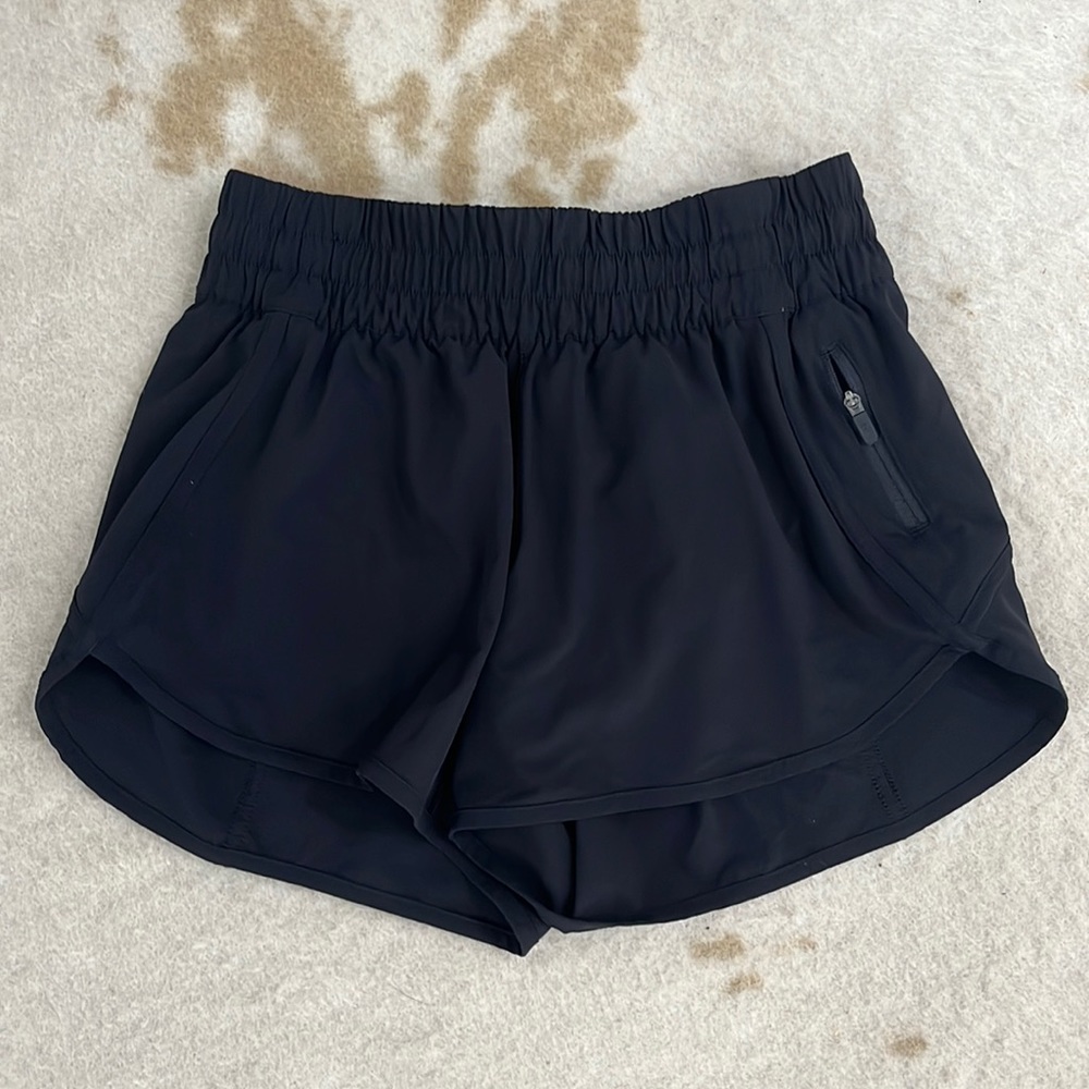 LuLuLemon black shorts